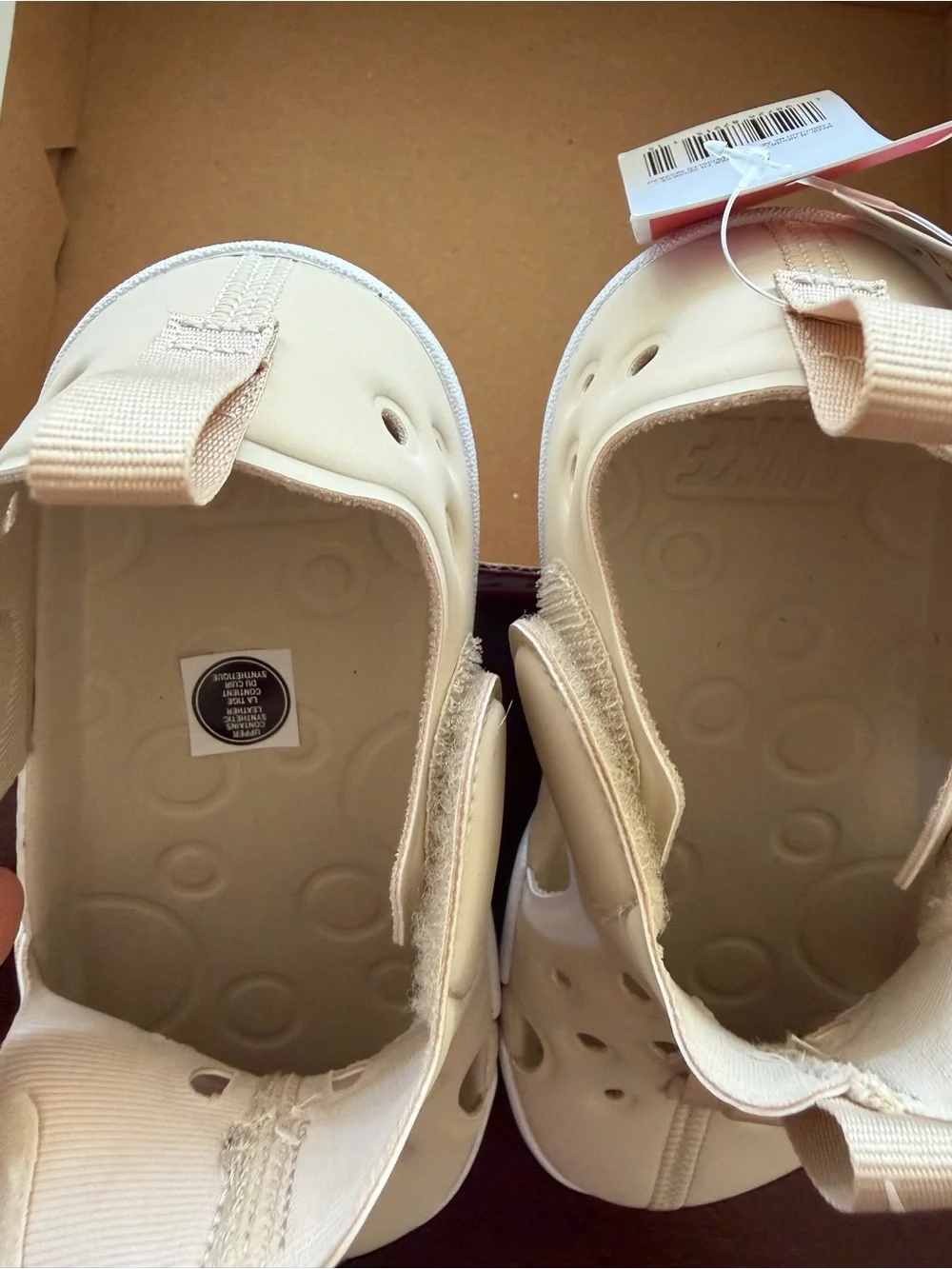 Nike easy slip